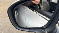 Renault Captur 1.3 TCE 130 BOSE Launch Edition 5dr Petrol Hatchback